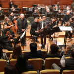 Foto de concierto de la Orquesta Filarmónica de Bogotá en la Universidad Jorge Tadeo Lozano
